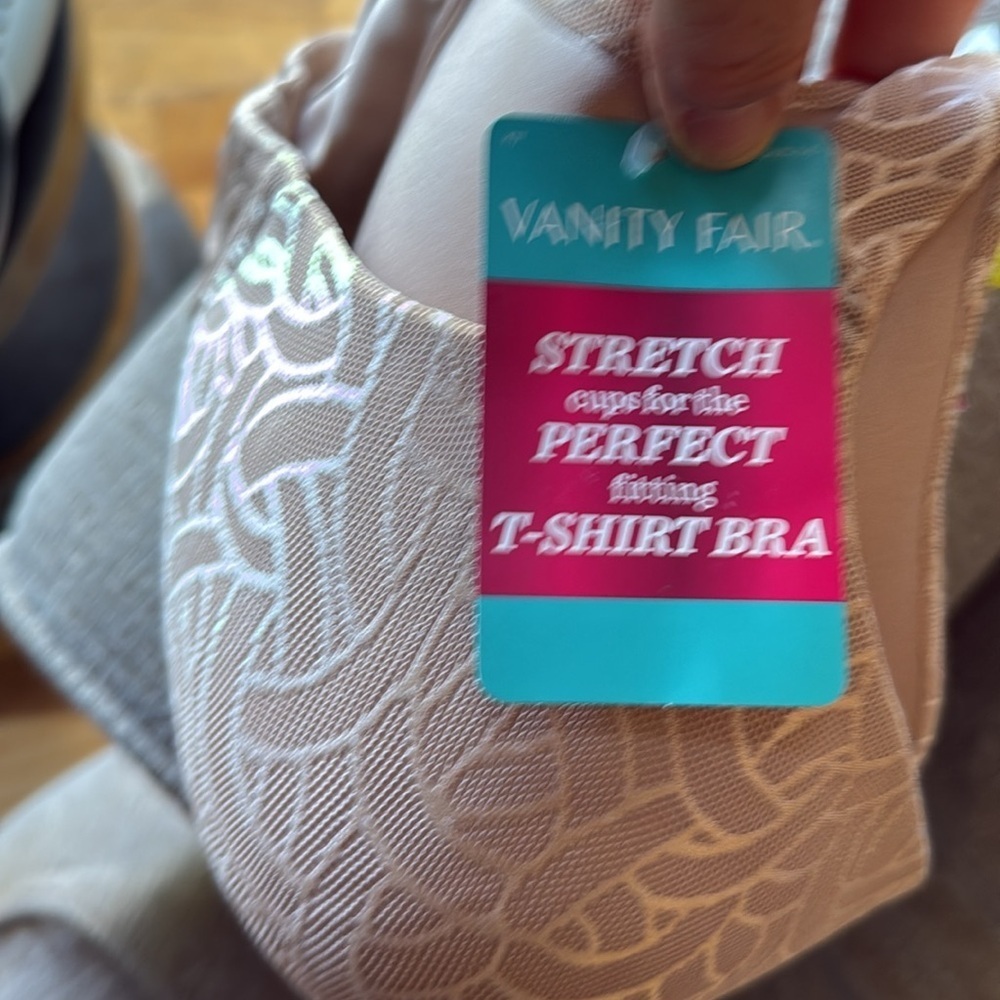 Vanity Fair, Beige, T-Shirt bra size 36DD, full coverage, no wire, NWT - Picture 8 of 10